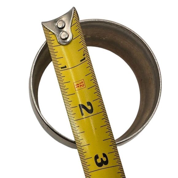 Silver bangle bracelet  approx 1 inch wide and 2.5 inches in diameter - Picture 7 of 8